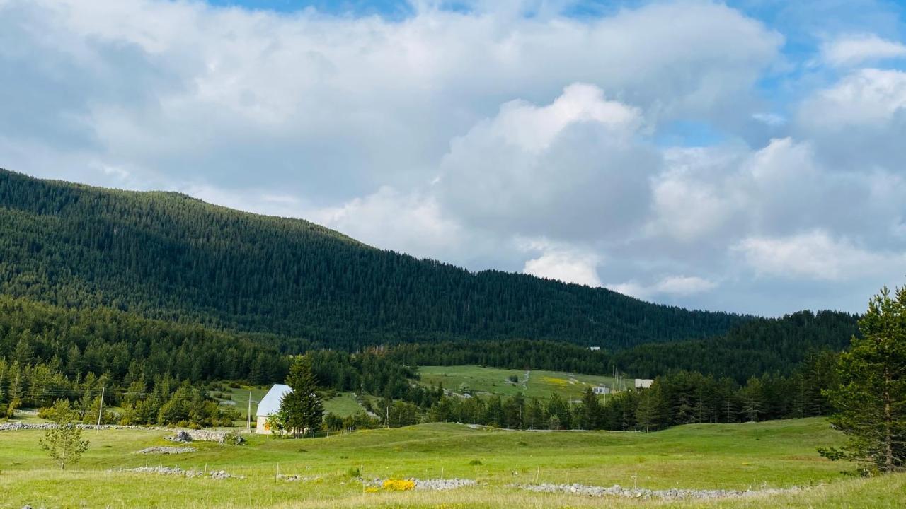 Eco Village Pavlovic Zabljak  Bagian luar foto